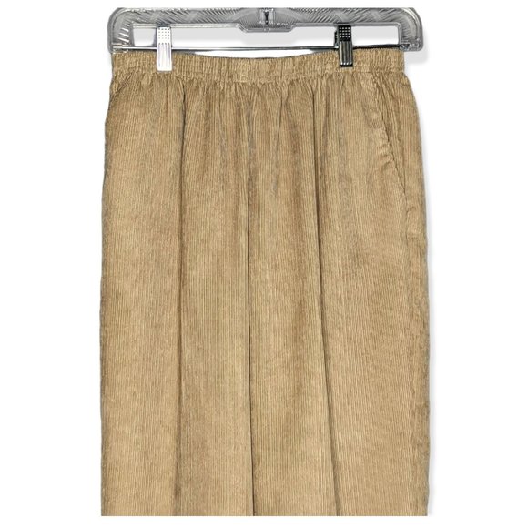 Alfred Dunner Petite Tan Straight Leg Pants w/ Elastic Waistband Size 10P - Picture 2 of 14